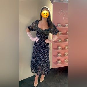 Sweet Attitude Navy Blue Floral Print Backless Midi Dress